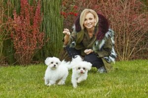 Wywiad z Anną Wyszkoni, Ania Wyszkoni z dwoma maltańczykami