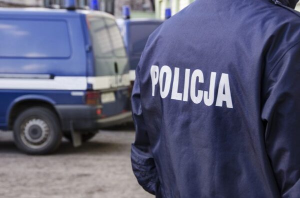 Podał psu psychotropy i zakopał go żywcem
