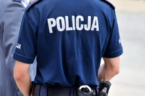 Kto zakleił labradorce pysk taśmą i zrzucił z mostu?