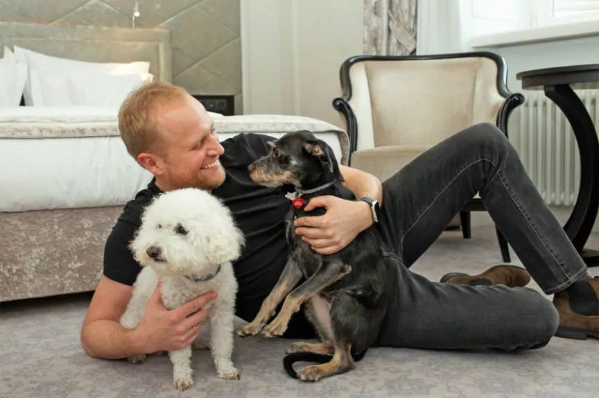 wywiad z piotrem adamczykiem